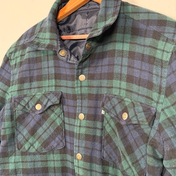 Levi's Dark Blue Quilted Shirt Jacket, Reversible to Plaid, Great Condition! - Picture 9 of 12